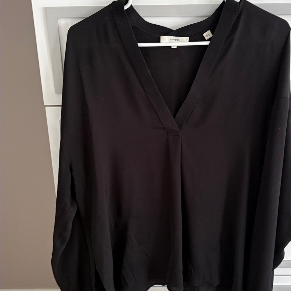 Vince Black V-Neck Long Sleeve Blouse